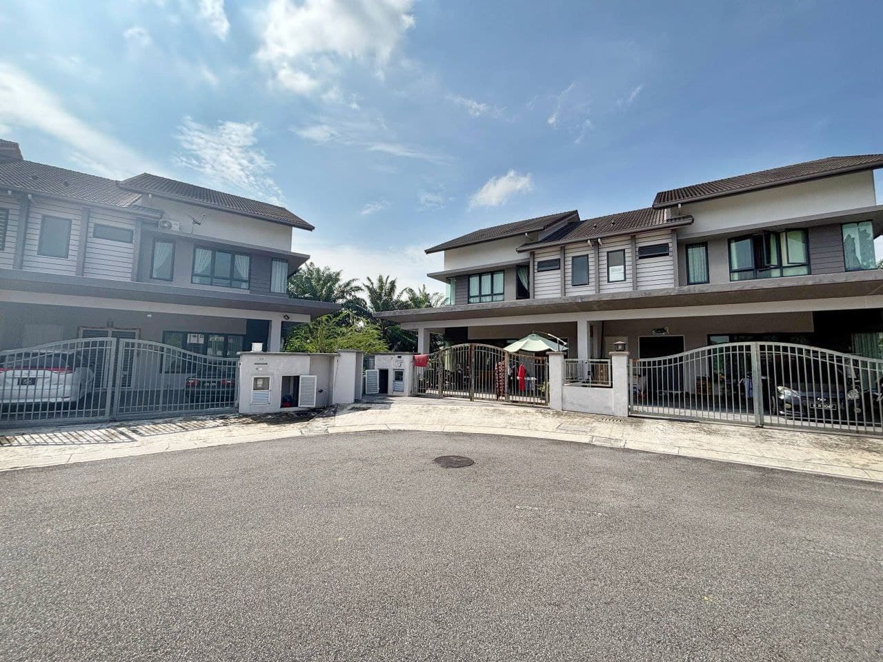 Double Storey Semi D Greens Ville Taman Semenyih Mewah Fasa 5 - Image 1