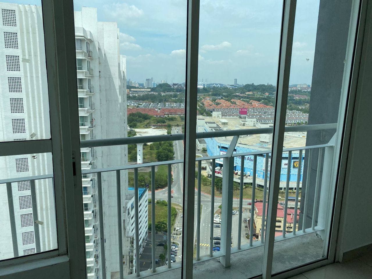 Menara U Condominium Biggest Unit 662 sqft and Renovated - Image 1