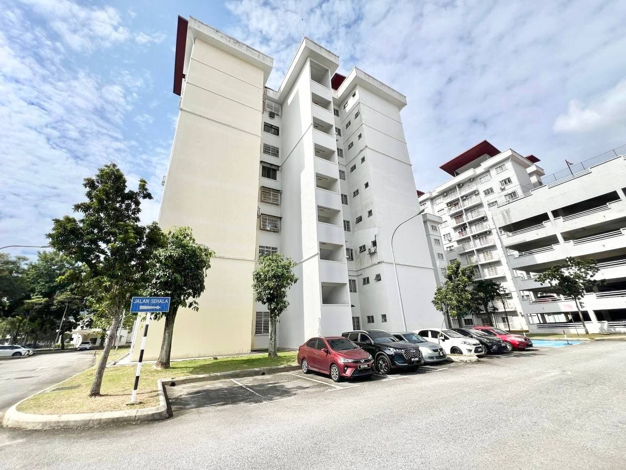 Kristal Heights Condominium, Seksyen 7, Shah Alam