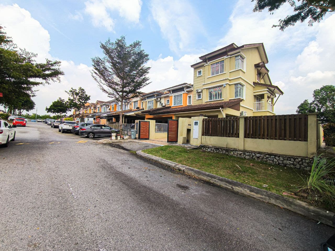 Triple Storey House, Ametis Terrace, Bandar Bukit Puchong