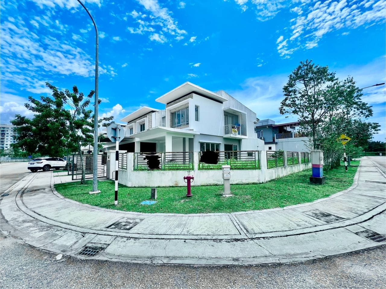 2 Storey Terrace Corner Lot Kundang Estate Rawang Selangor - Image 1