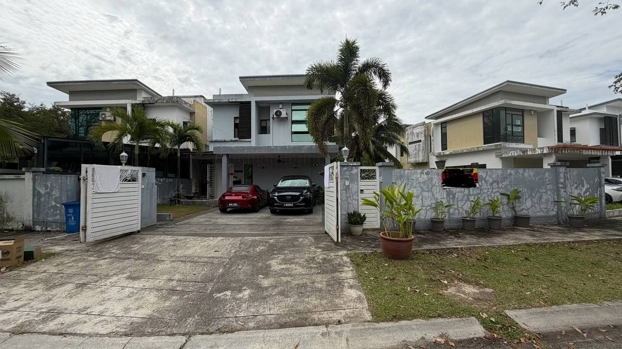 2 Storey Semi-D Cahaya SPK, Shah Alam