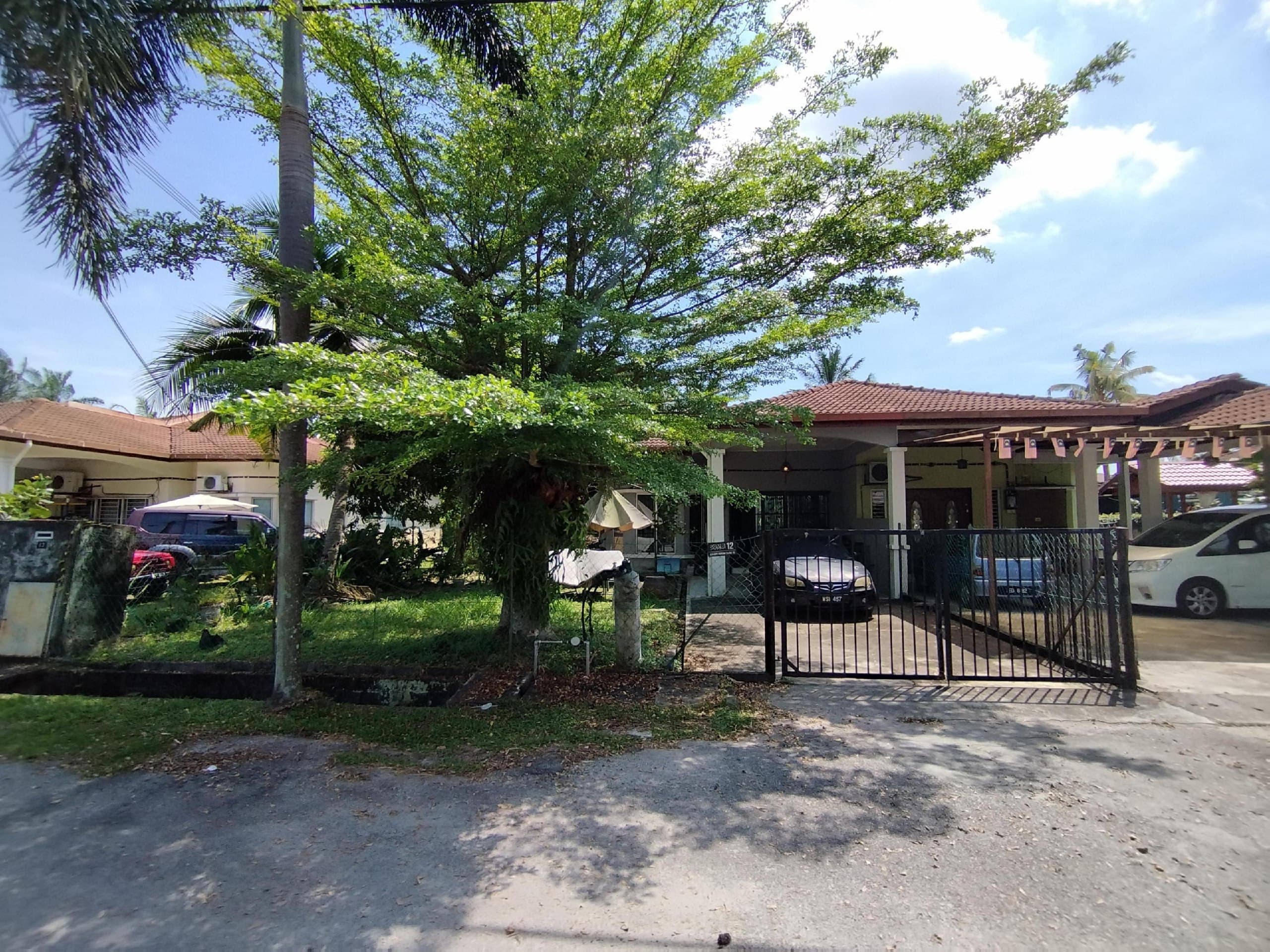 Semi-D Setingkat Taman Meru Impian, Kapar, Klang - Image 1