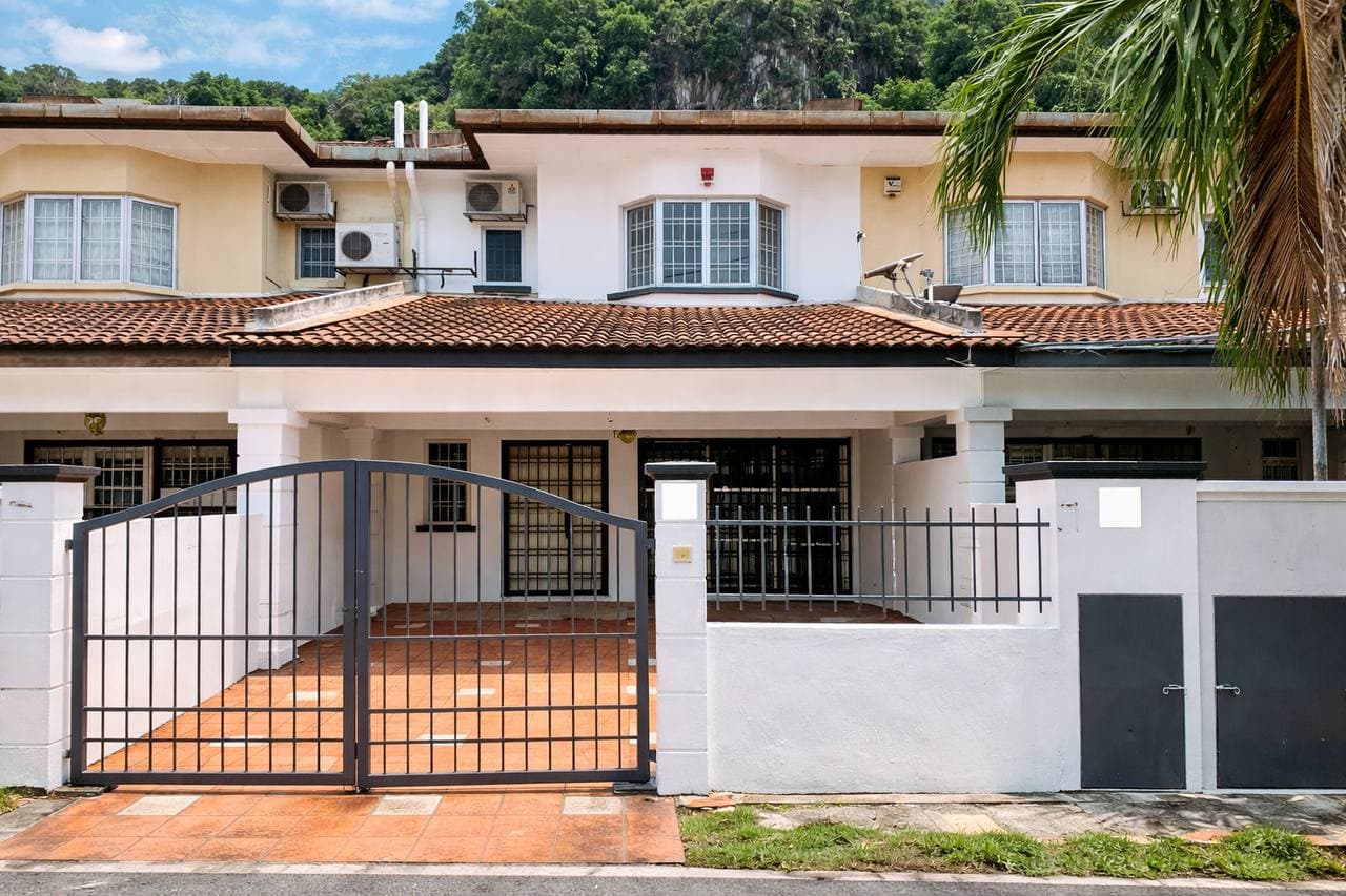 Double Storey Terrace Taman Sunway Batu Caves, Gombak - Image 1