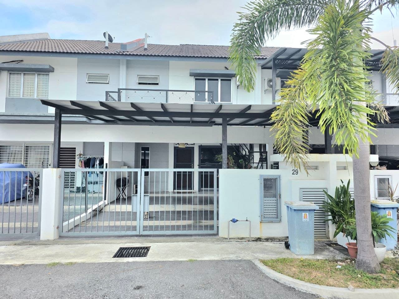 Double Storey Taman Galaksi, Bandar Mahkota Banting - Image 1