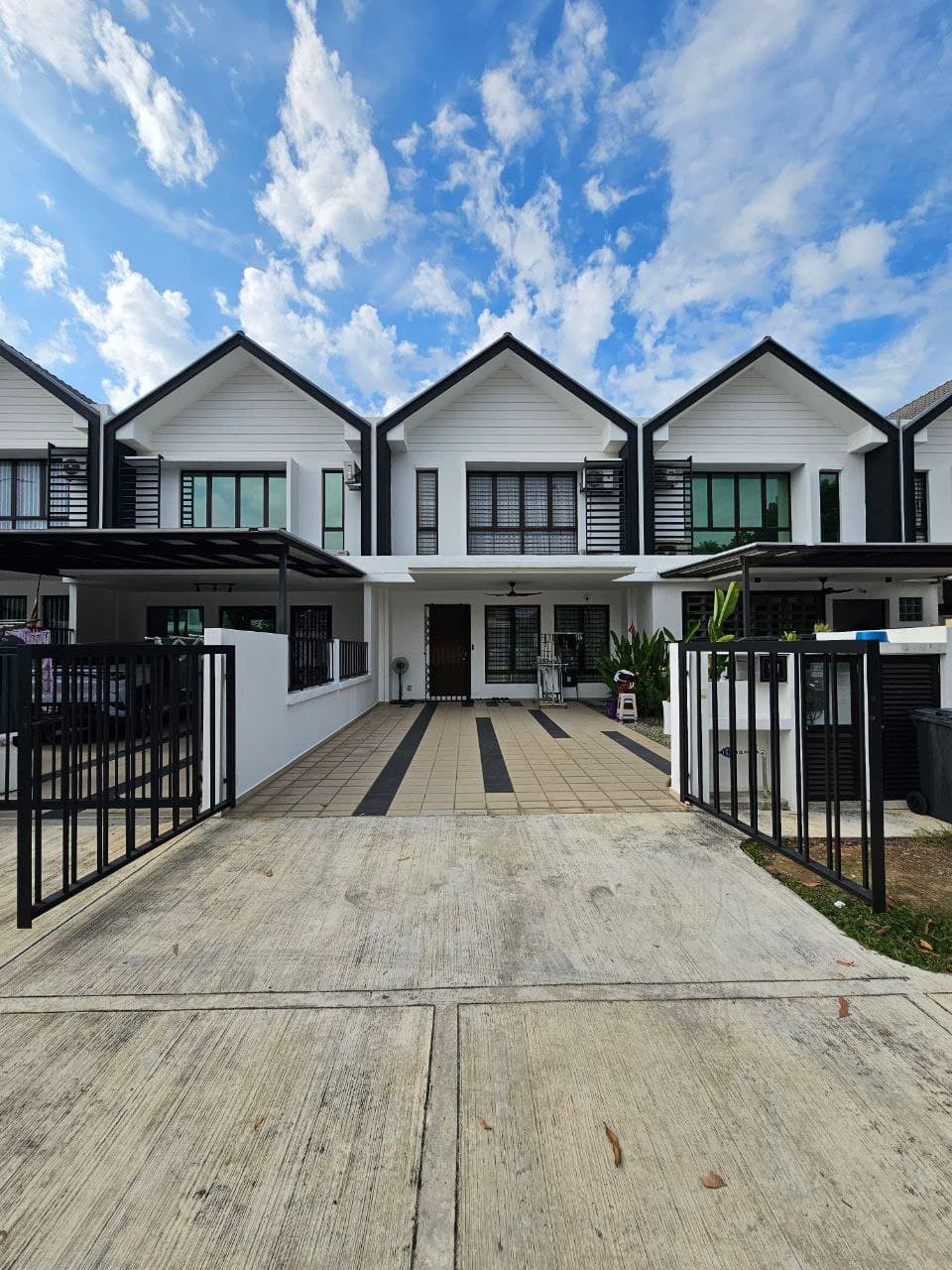 Double Storey Terrace Setia Alam Sari Avis 2 Bangi - Image 1