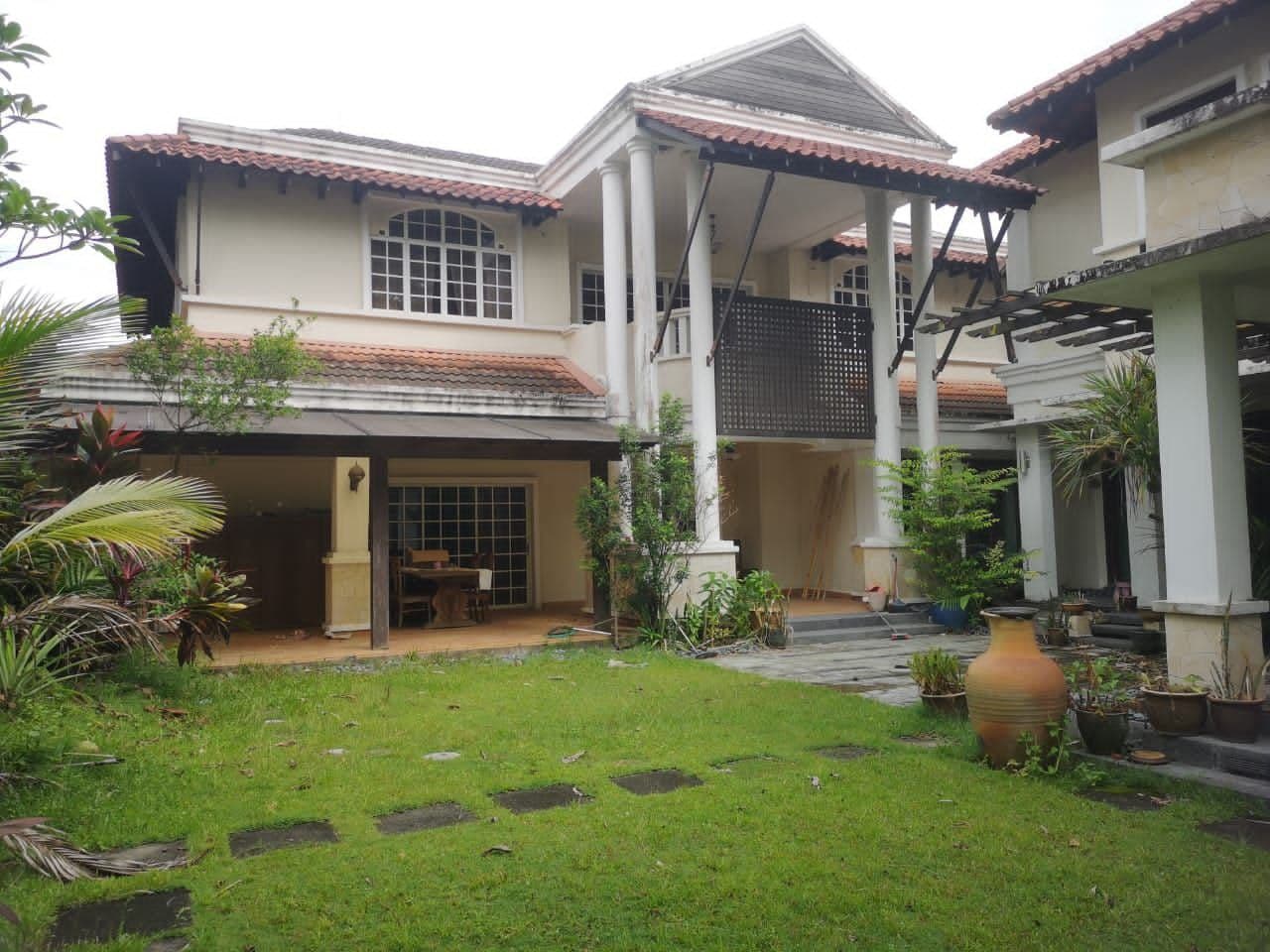 Double Storey Bungalow Seksyen 13, Shah Alam