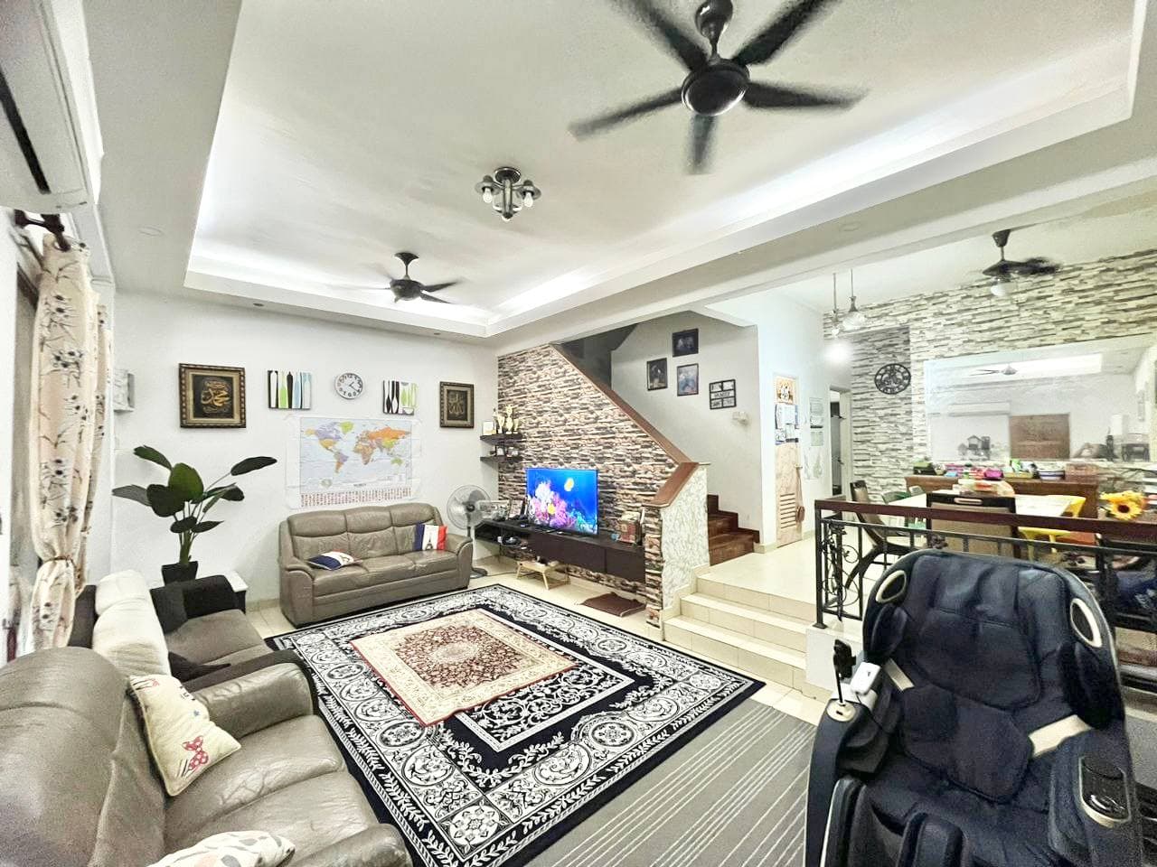 2 Storey Terrace, Alam Budiman - Image 1