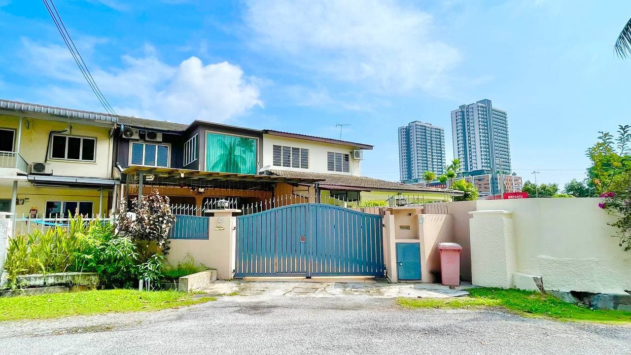 Double Storey Terrace House Seksyen 17 Petaling Jaya - Image 1