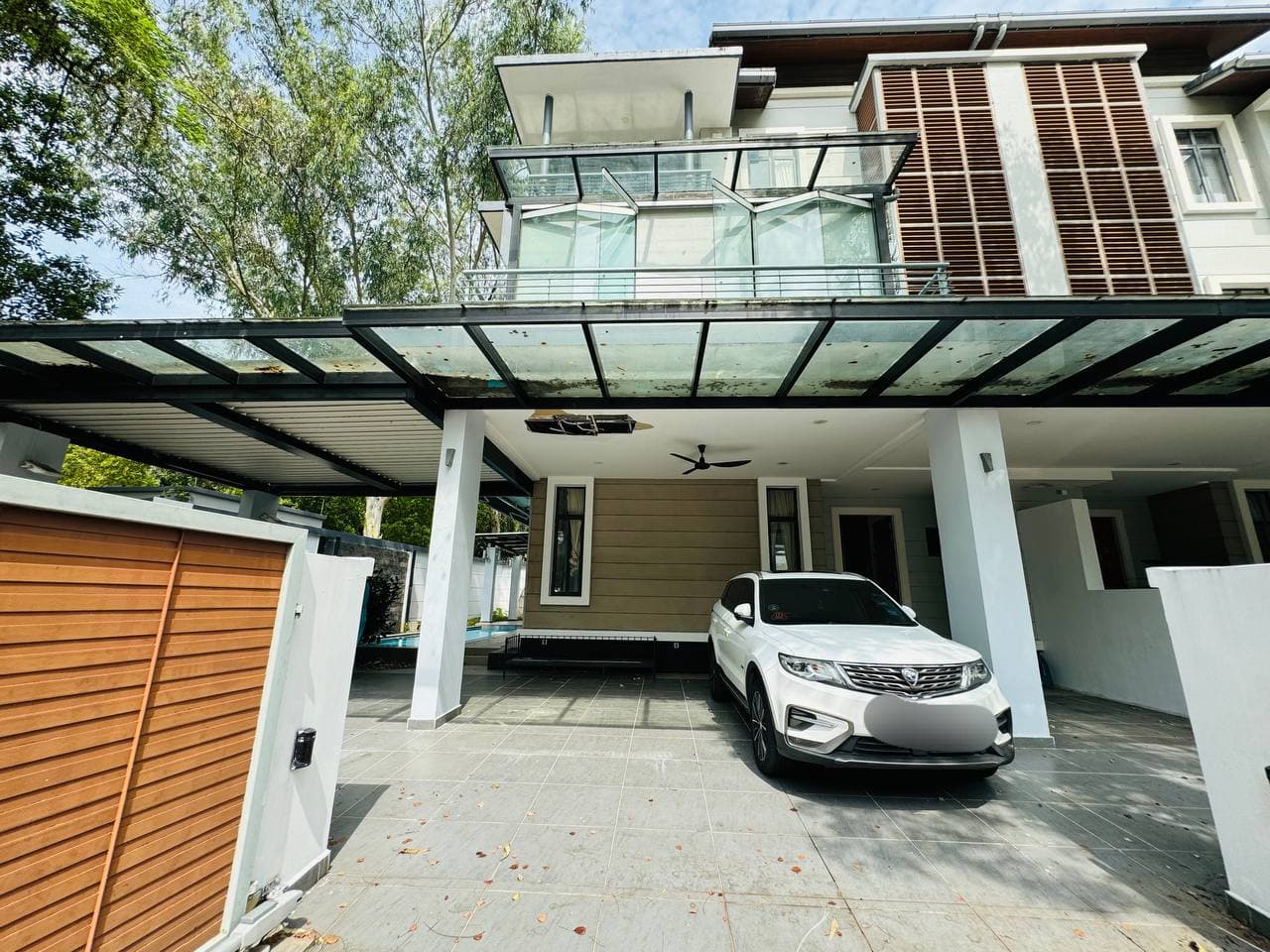3 Storey Semi Detached Corner Lot Serene Kiara, Desa Sri Hartamas - Image 1