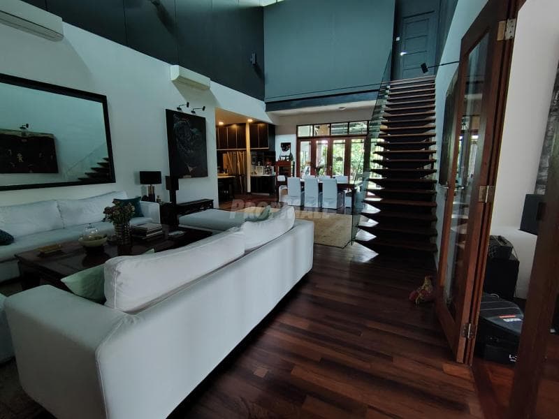 Bungalow Home in Seksyen 5, Petaling Jaya - Image 1
