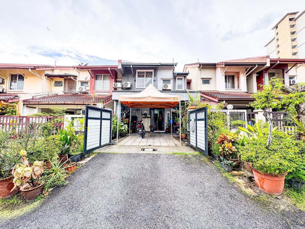 Double Storey Taman Pinggiran USJ 1 Subang Jaya - Image 1