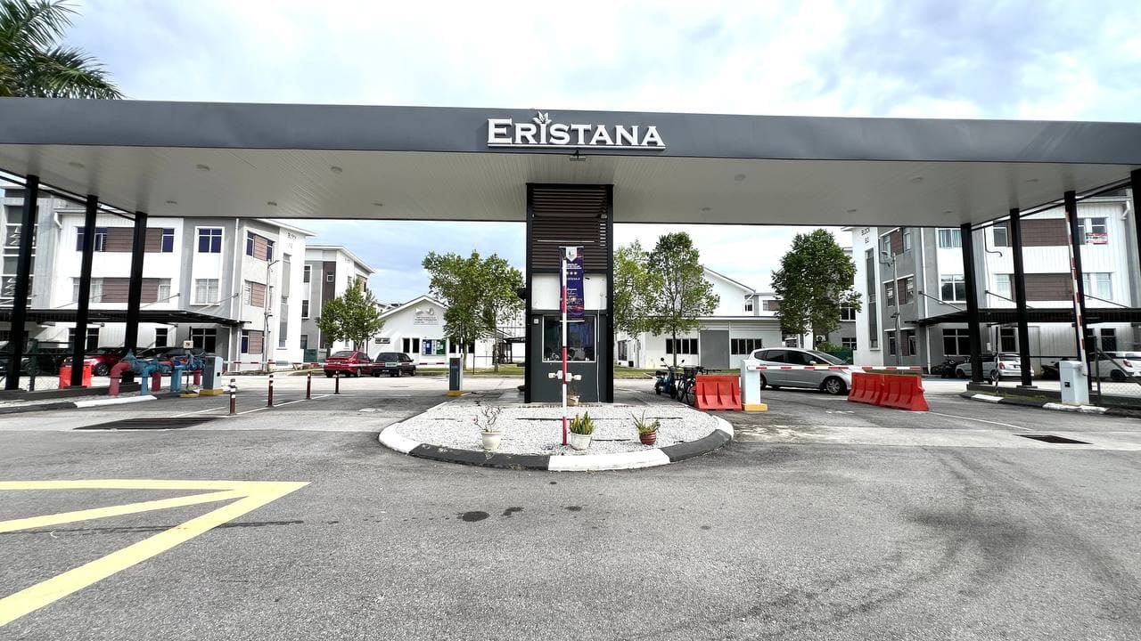 Eristana Townhouse, Saujana Utama - Image 1