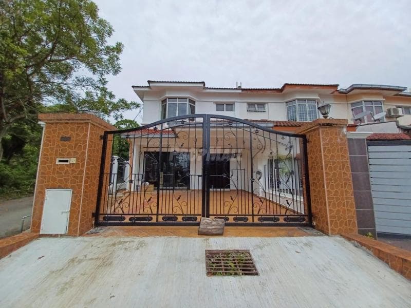 Double Storey Terrace Juara Mahkota - Image 1