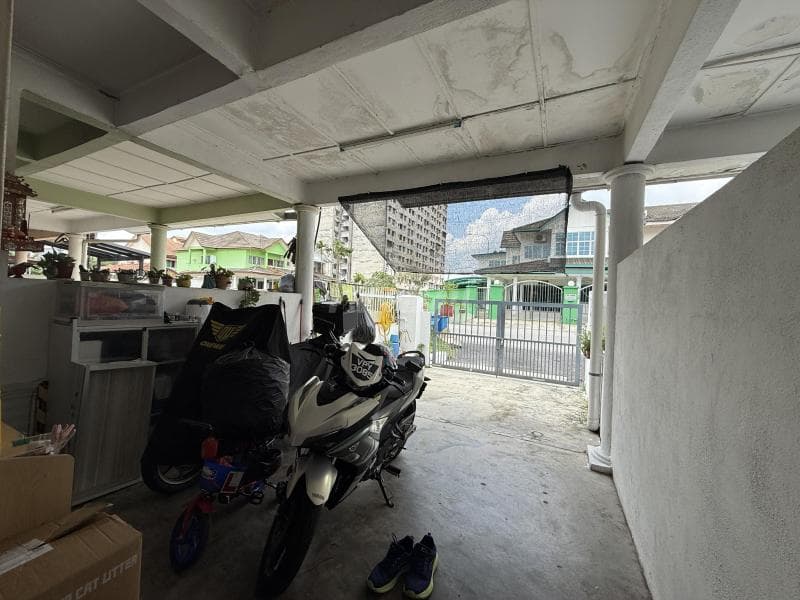 Ground Floor Townhouse Near Train Station easy access to KLcity - Image 1