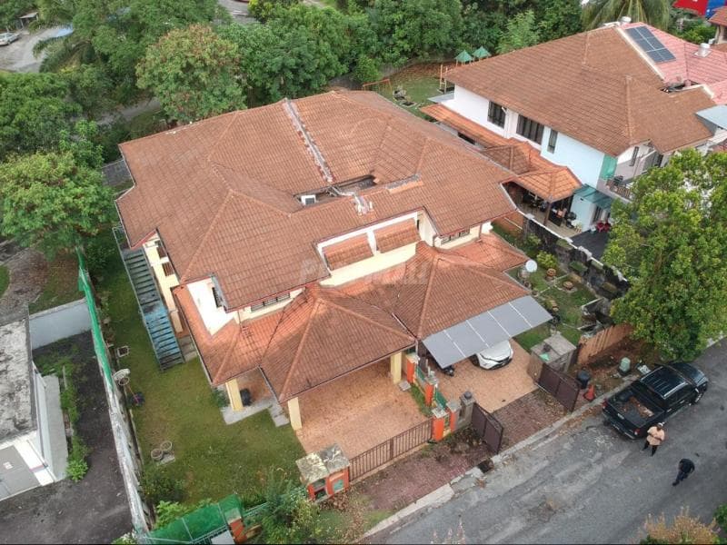 Spacious 2-Storey Semi-D Corner in Puchong