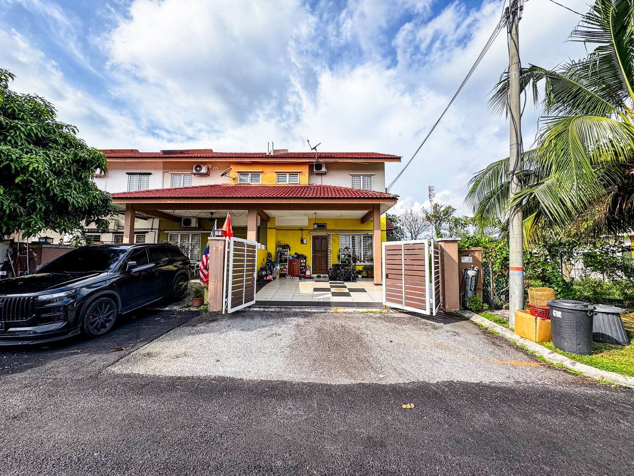 Corner Lot 2 Storey Taman Idaman Murni Sepang - Image 1