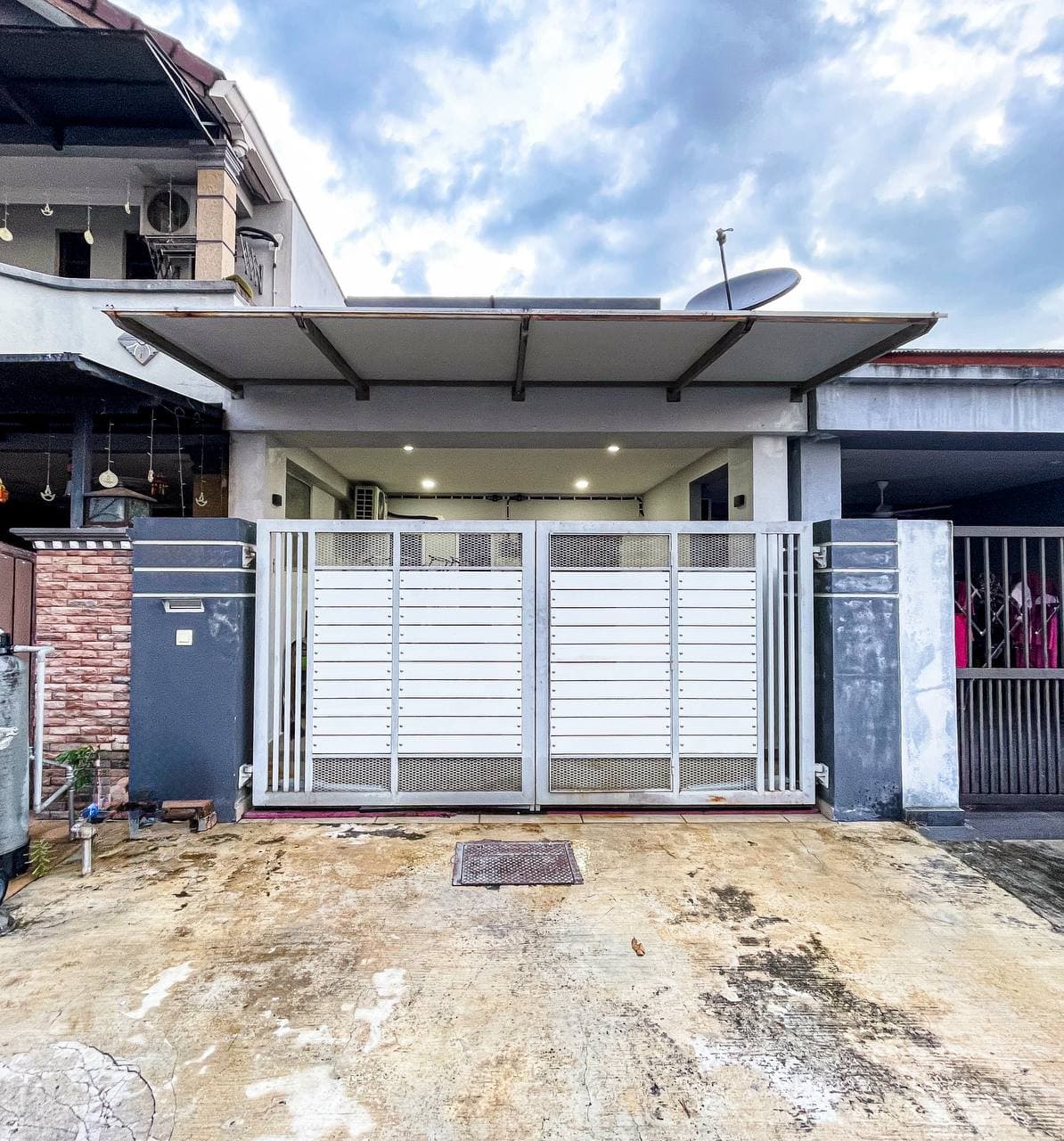 Double Storey Taman Maju Jalan Semenyih, Kajang - Image 1