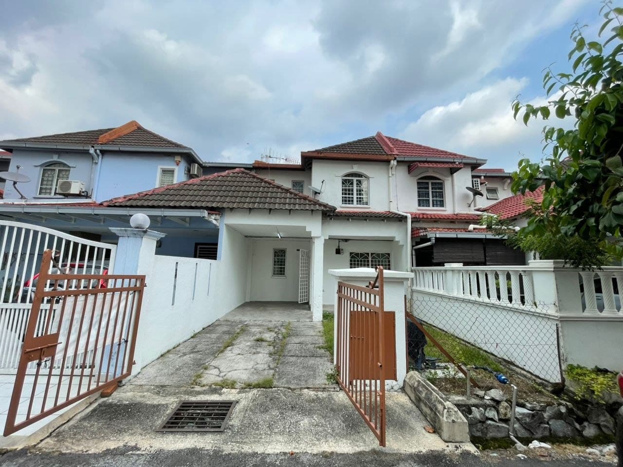 Double Storey Terrace USJ 1 Subang Jaya - Image 1