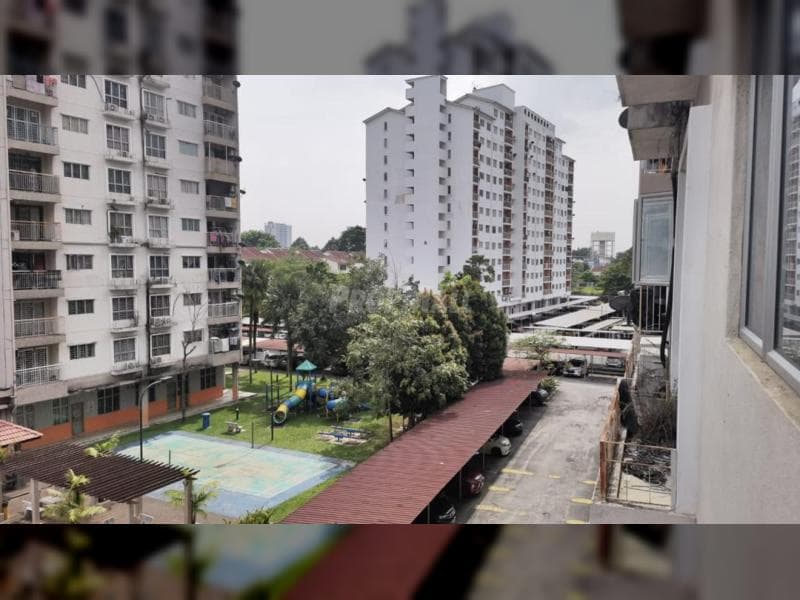 Apartment Cahaya Permai Seri Kembangan Selangor - Image 1
