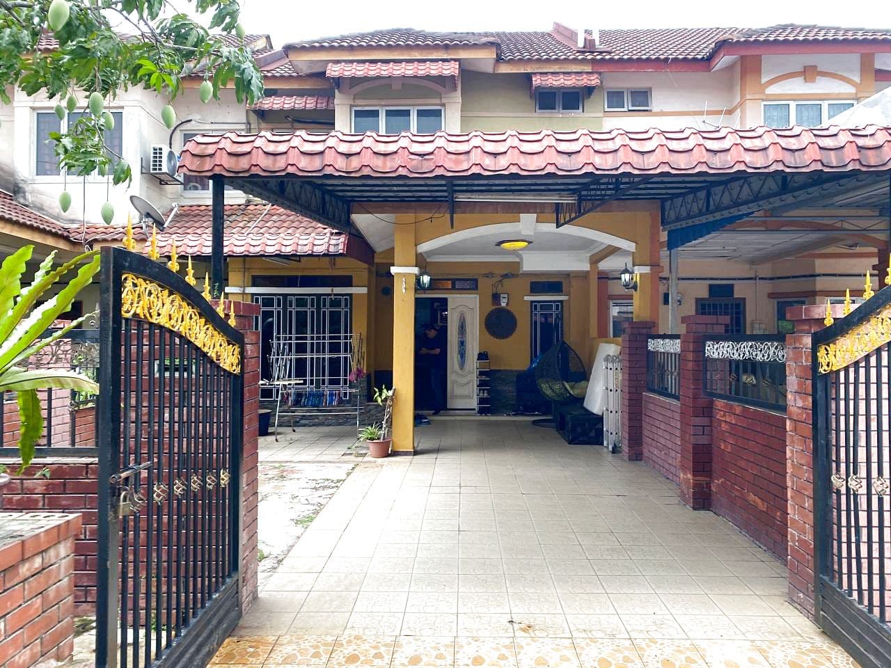 Double Storey Terrace House Taman Seri Sementa, Kapar, Klang - Image 1