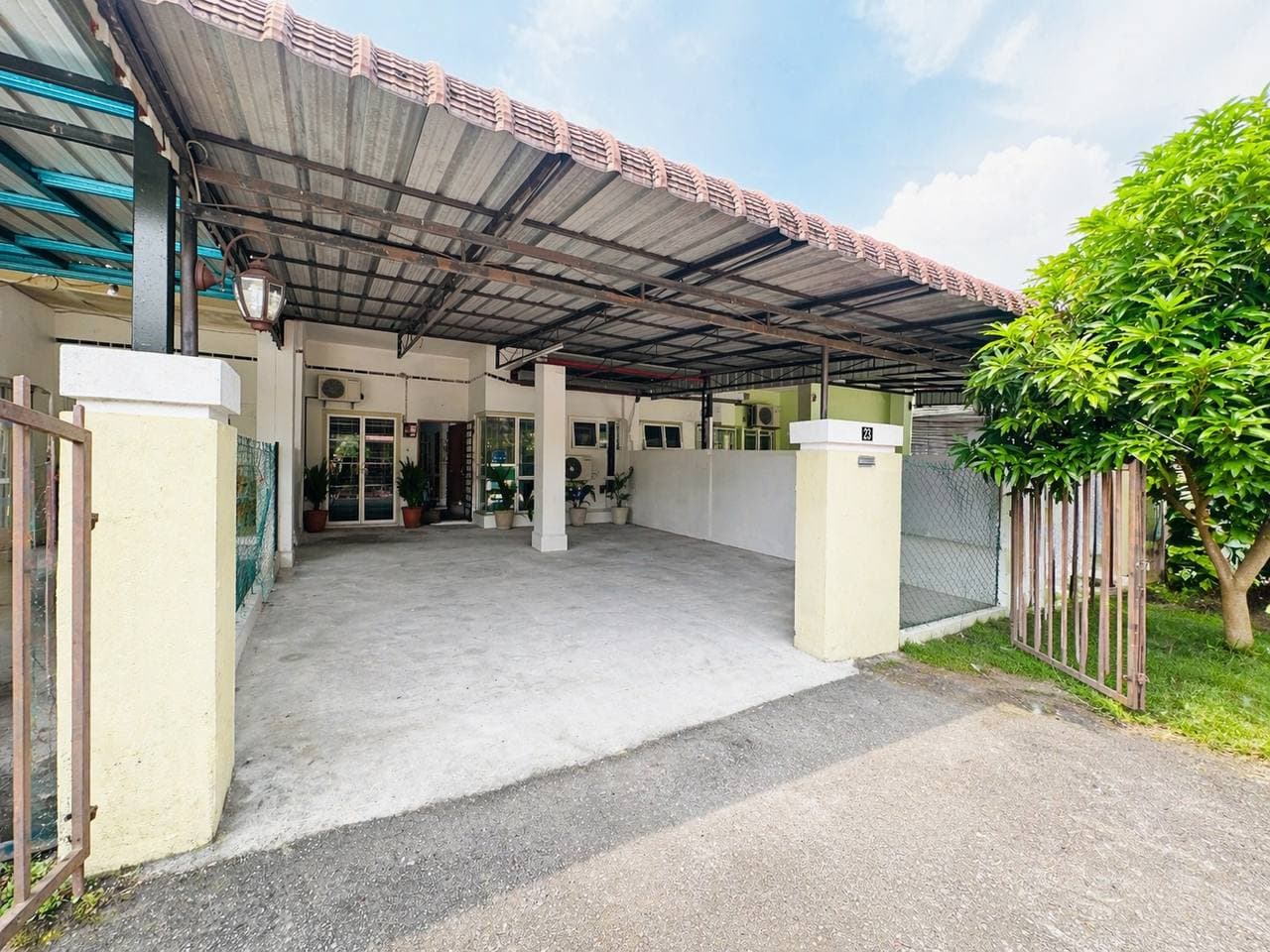 Single Storey Terrace Jalan Bangau Taman Bentara - Image 1