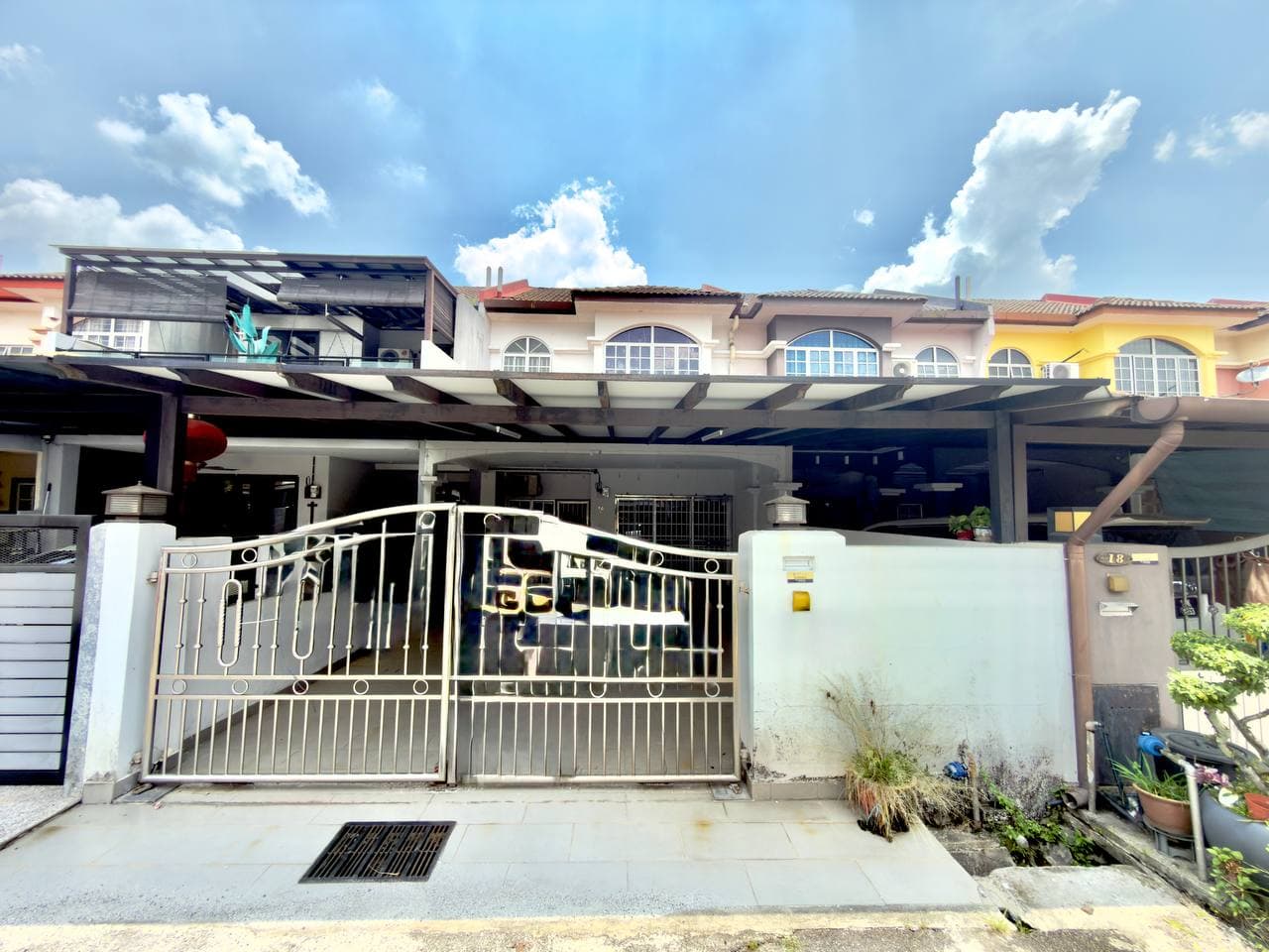 2 Storey Terrace Jalan Pending Bandar Puteri Klang Selangor - Image 1