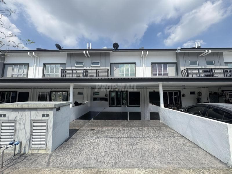 Double Storey Rentak Perdana, LBS Alam Perdana, Bandar Puncak Alam - Image 1
