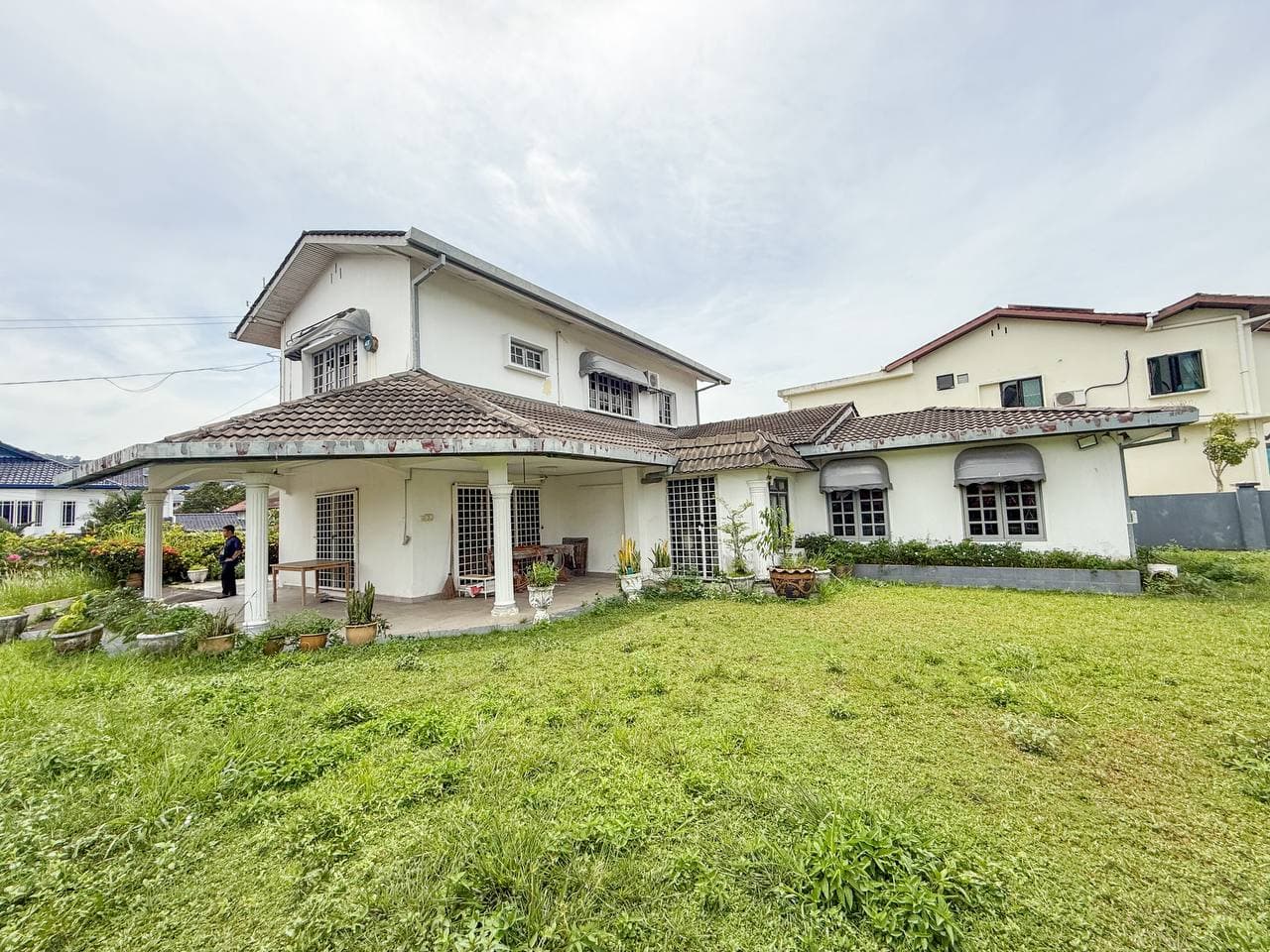 Corner Lot Double Storey Bungalow Taman Perwira, Ampang - Image 1
