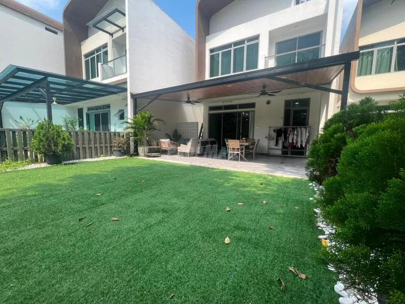 Double Storey Superlink Liu Li Garden Setia Eco Glades, Cyberjaya - Image 1