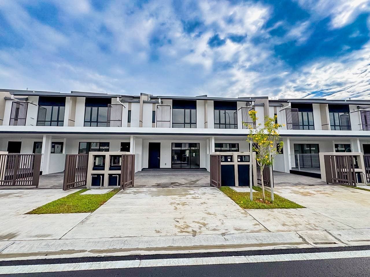 Double Storey Terrace, Bandar Bukit Raja Adira - Image 1