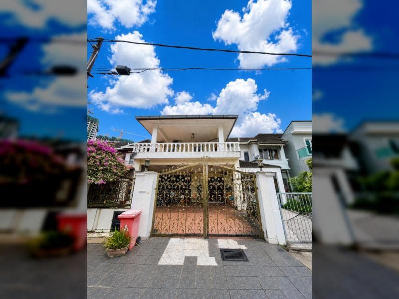 Freehold Renovated 2 12 Storey Terrace House For Sale - Image 1