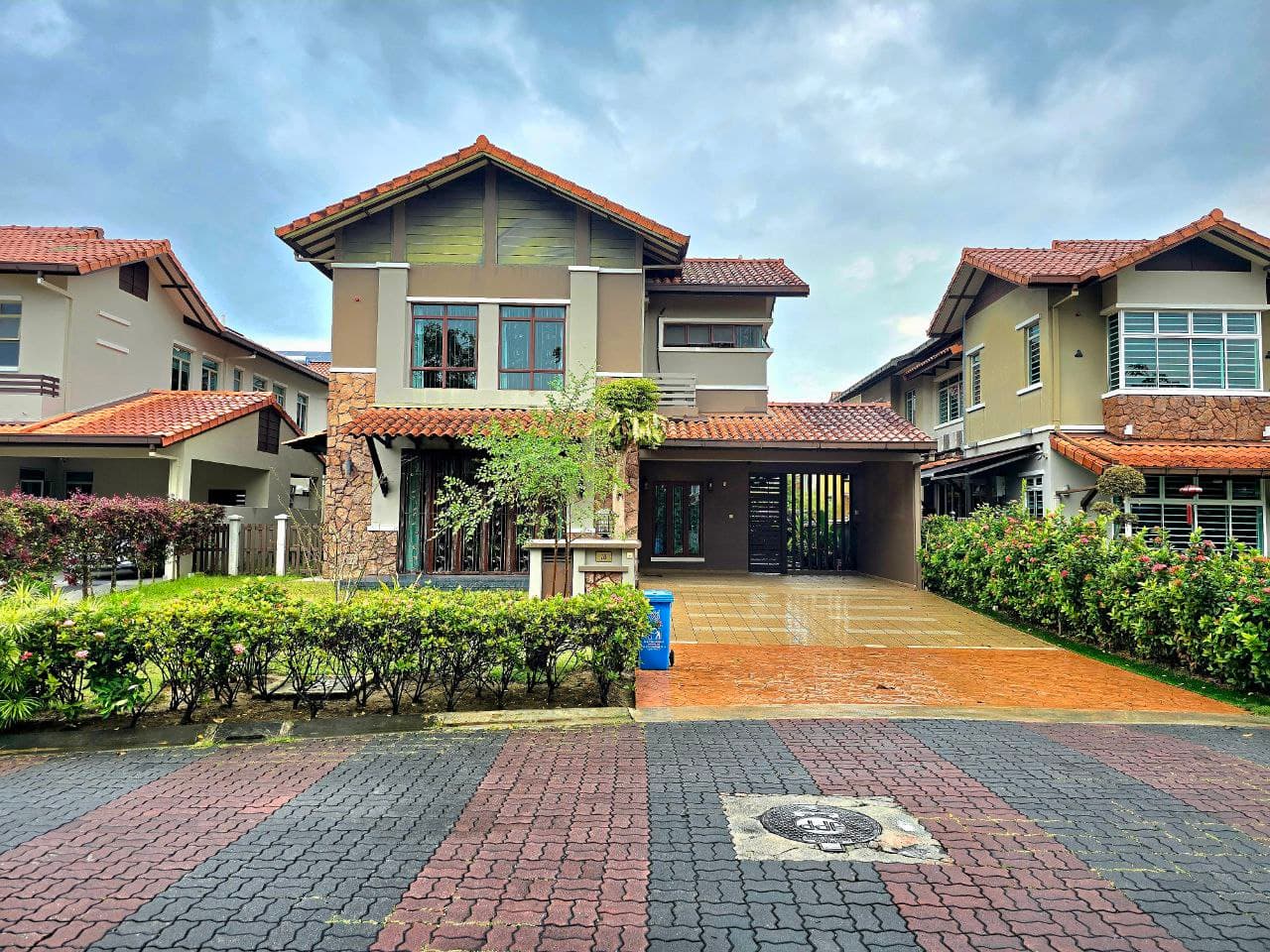 Double Storey Zero Lot Bungalow Jalan Nusantara Setia Ecopark