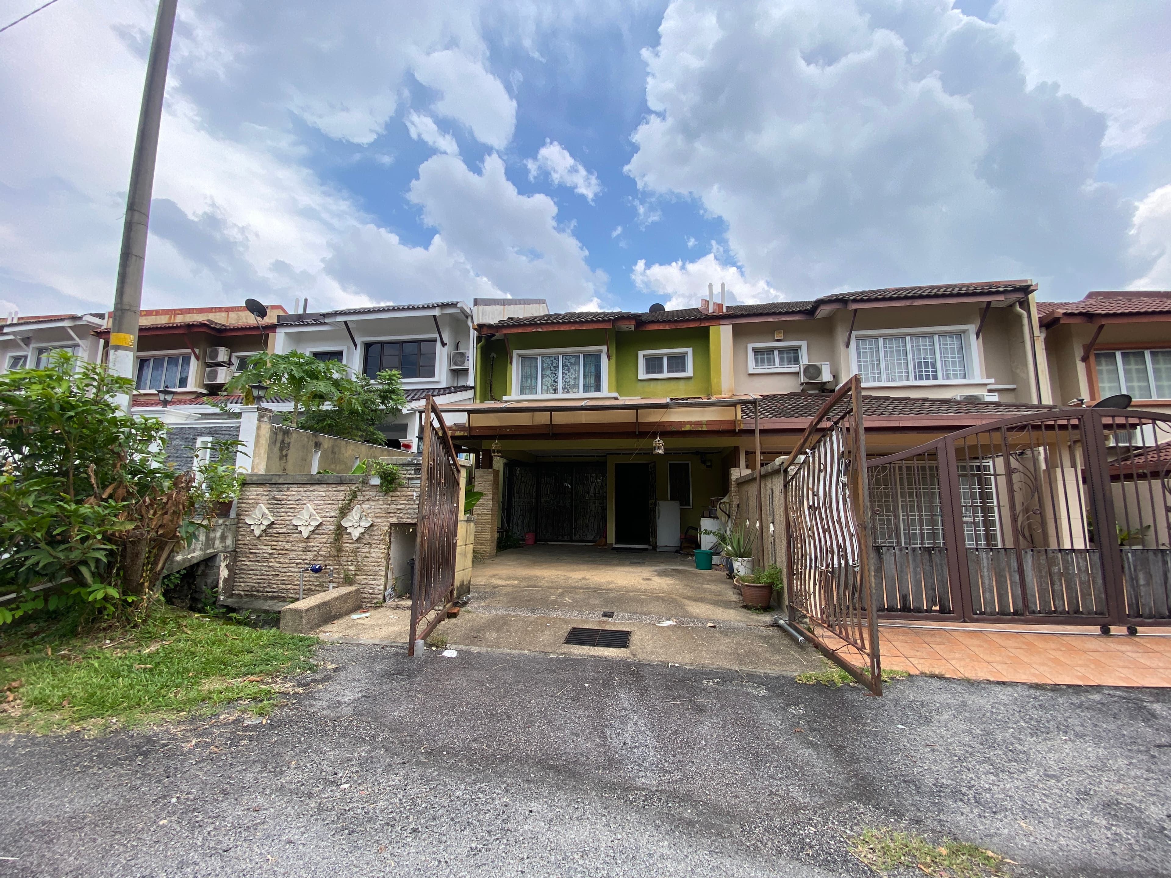 Double Storey Terrace Taman Prima Saujana Kajang, Selangor - Image 1