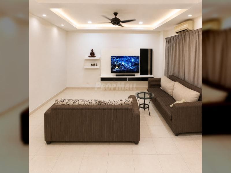 Bandar Bukit Puchong 2 Sty Fully Renovated Freehold 4 Room 3 Bath Extended