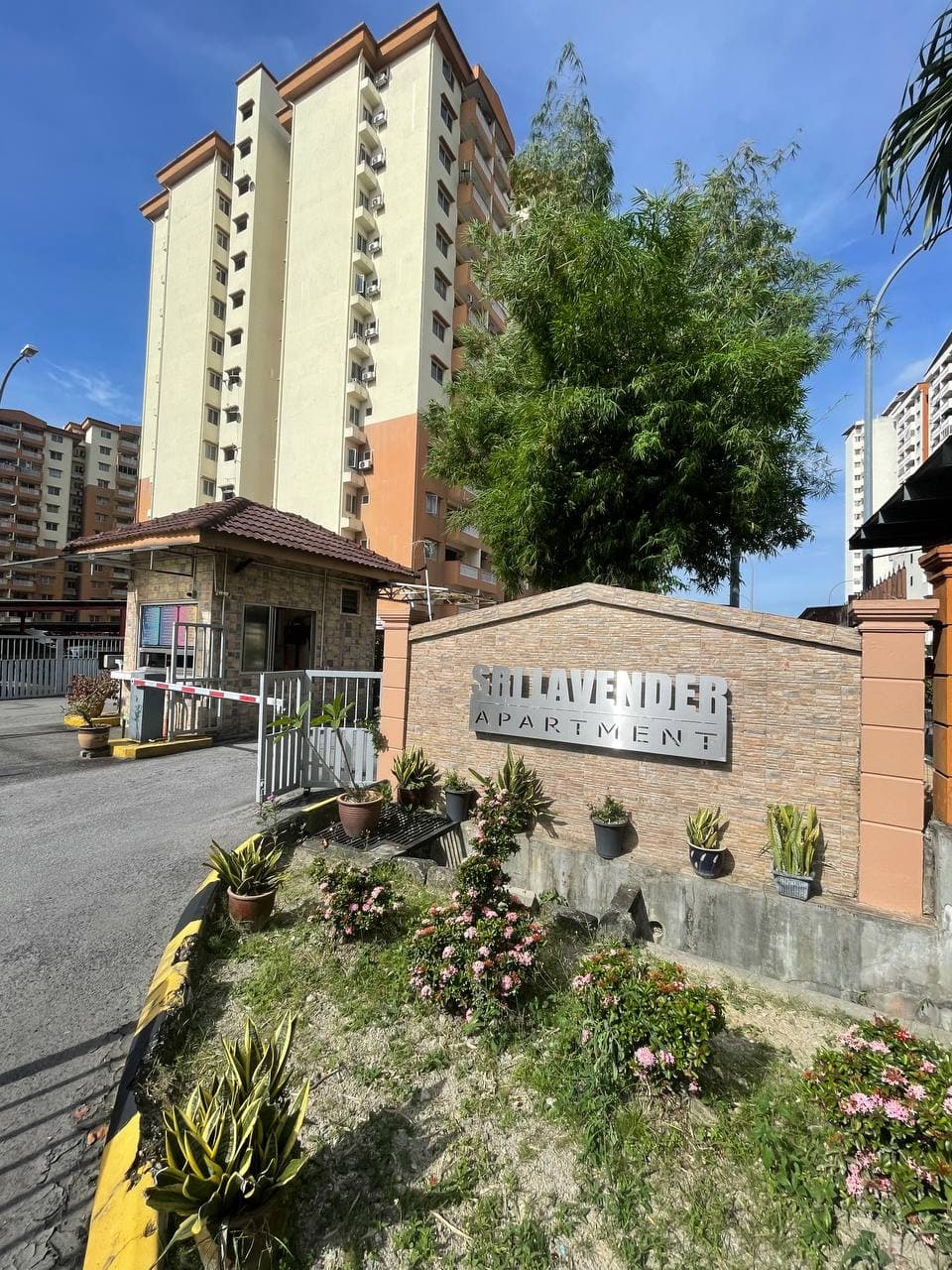 Corner Unit Renovated Sri Lavender Apartment, Taman Sepakat Indah 2, Kajang