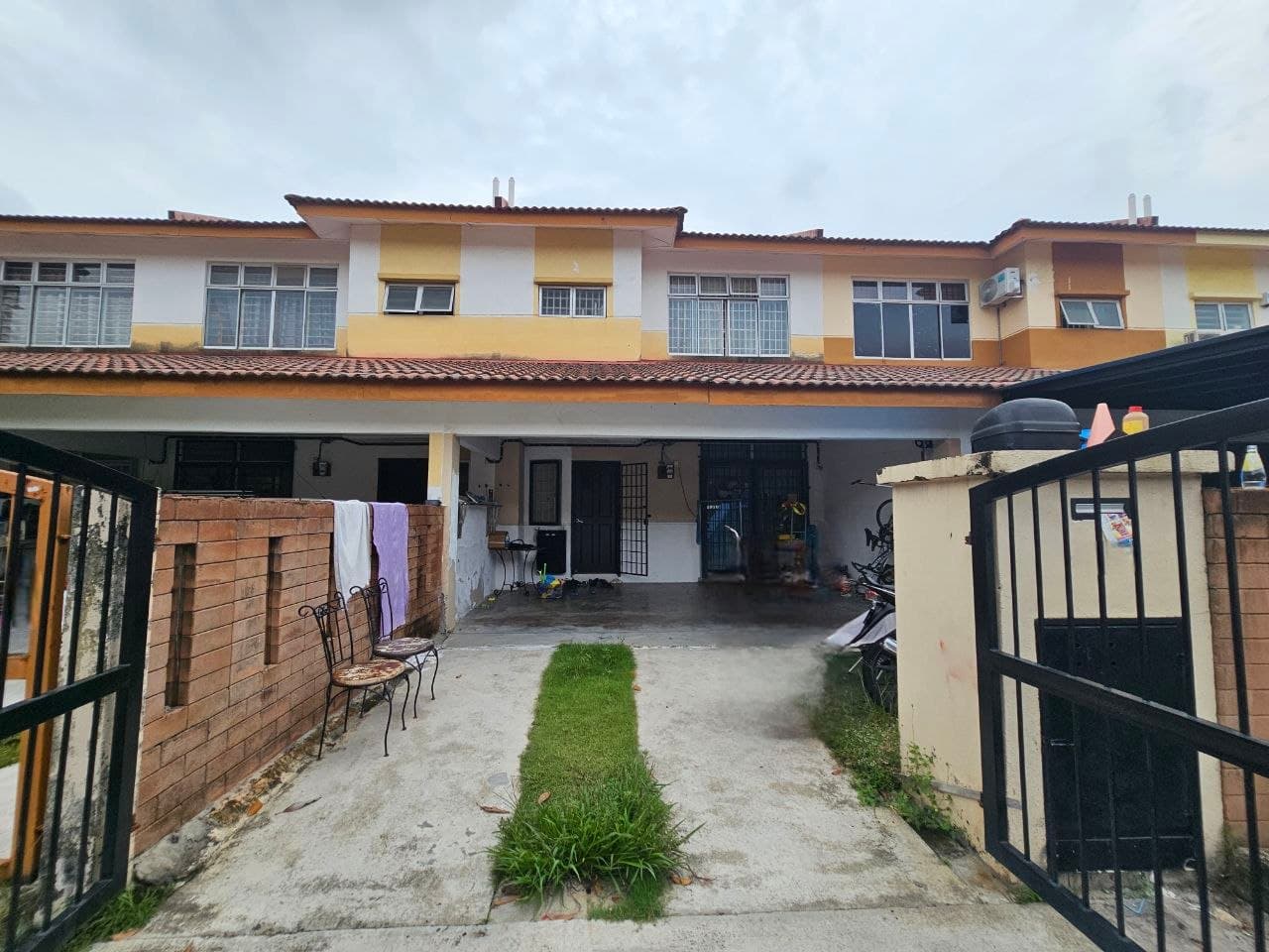 2-Storey Terrace House SP4, Bandar Saujana Putra - Image 1