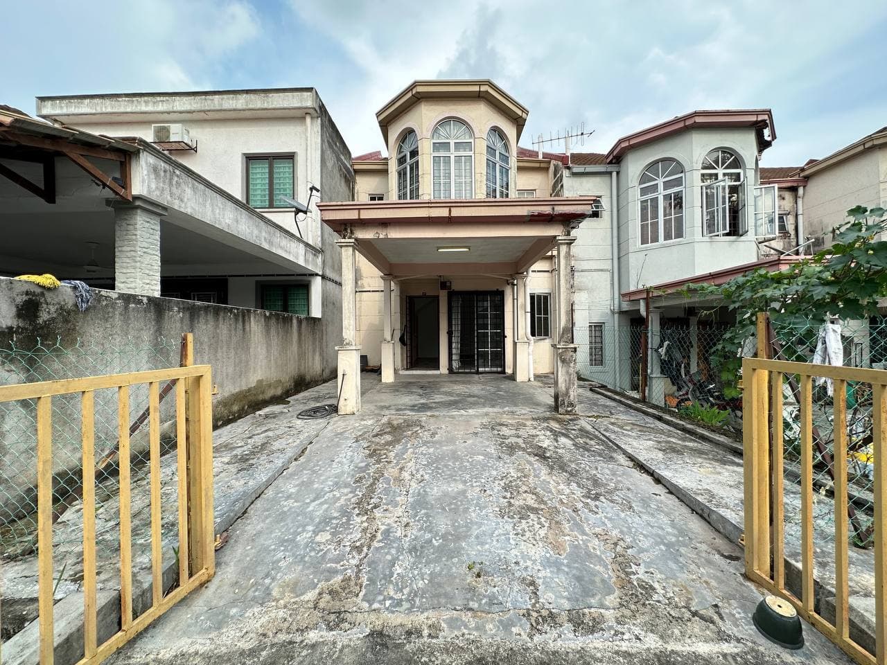 Bandar Puncak Alam Fasa 2 Double Storey House - Image 1