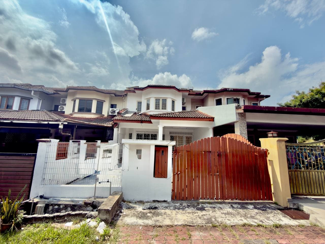 2 Storey Terrace Jalan Paladium Seksyen 7, Shah Alam Selangor - Image 1