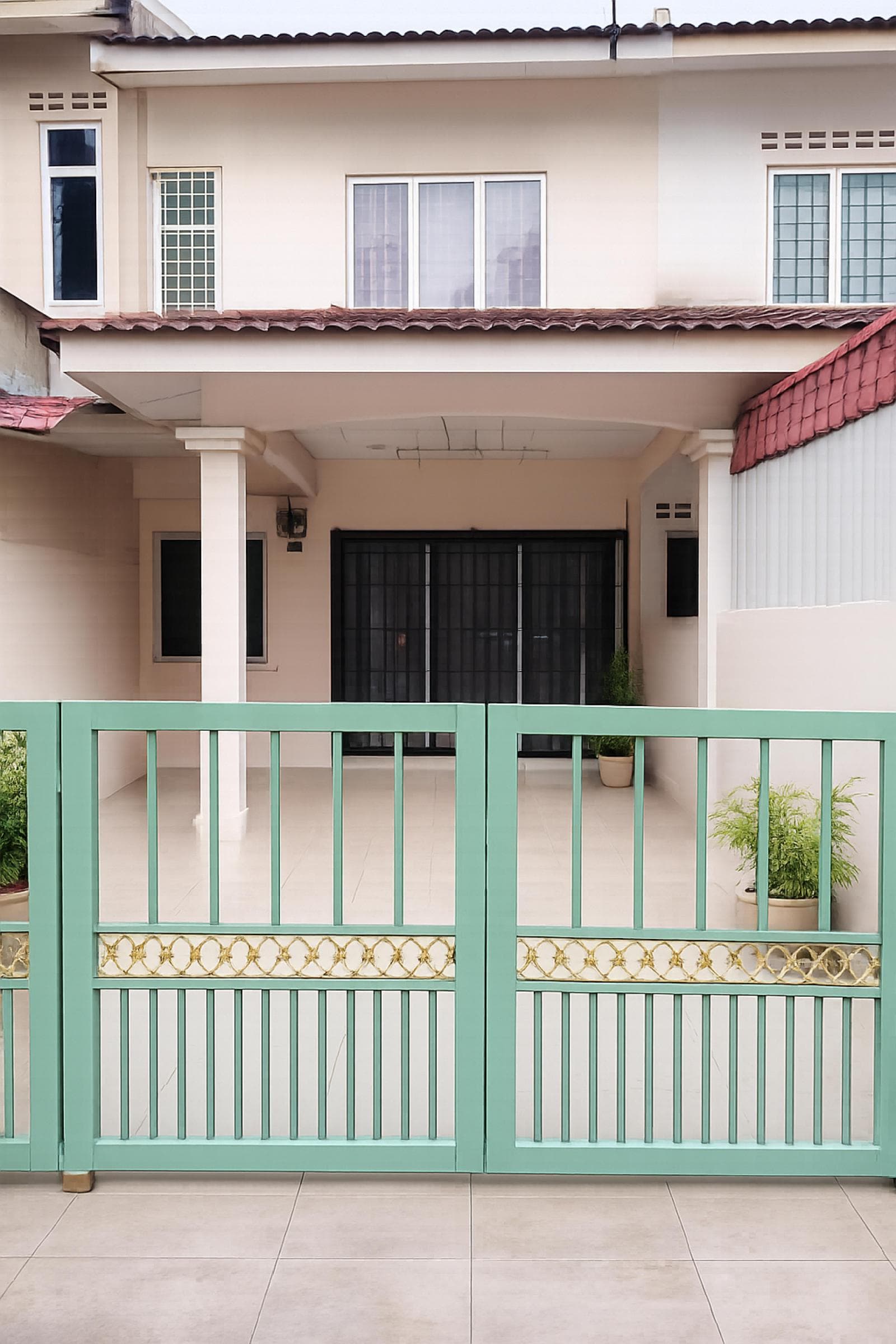 2 Storey Terrace House in Semenyih, Selangor - Image 1