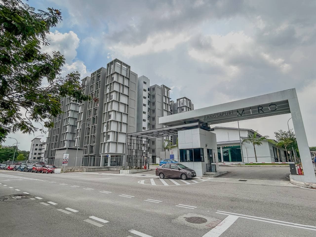 Renovated Pangsapuri Miro, Taman Kajang Putra