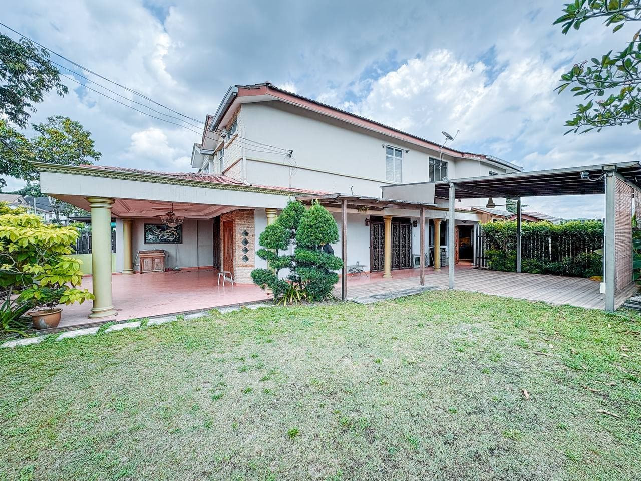 Corner 2 Storey Terrace House, Taman Ukay Bistari, Ampang - Image 1