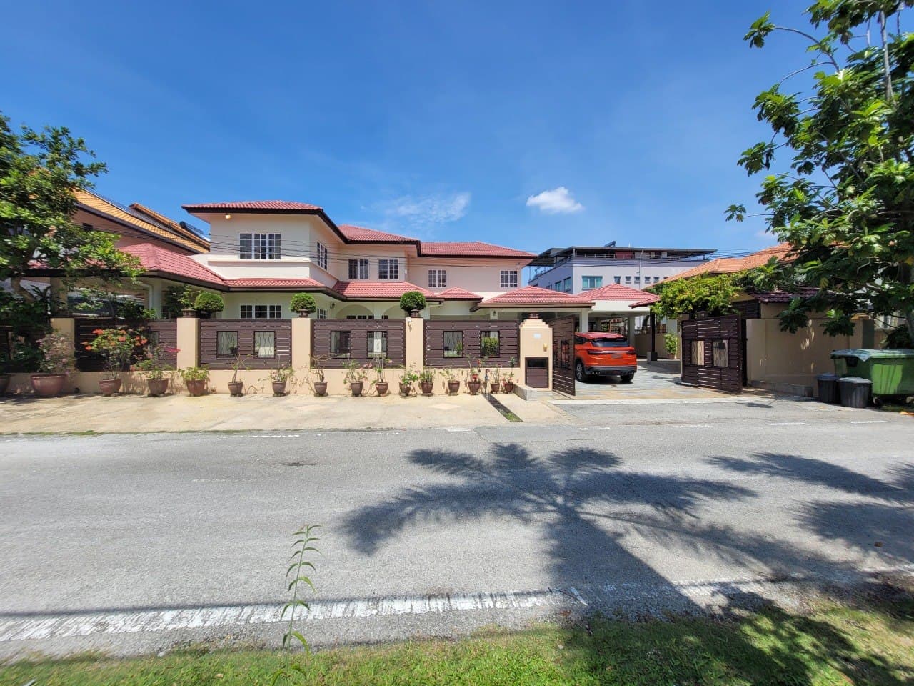 Casadina Bungalow, Taman Ampang Utama, Jalan Ampang - Image 1