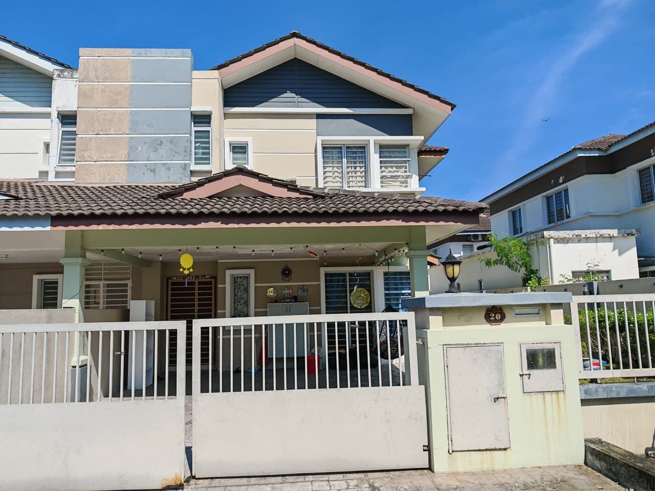 2 Storey Semi D Terrace Taman Tasik Semenyih - Image 1