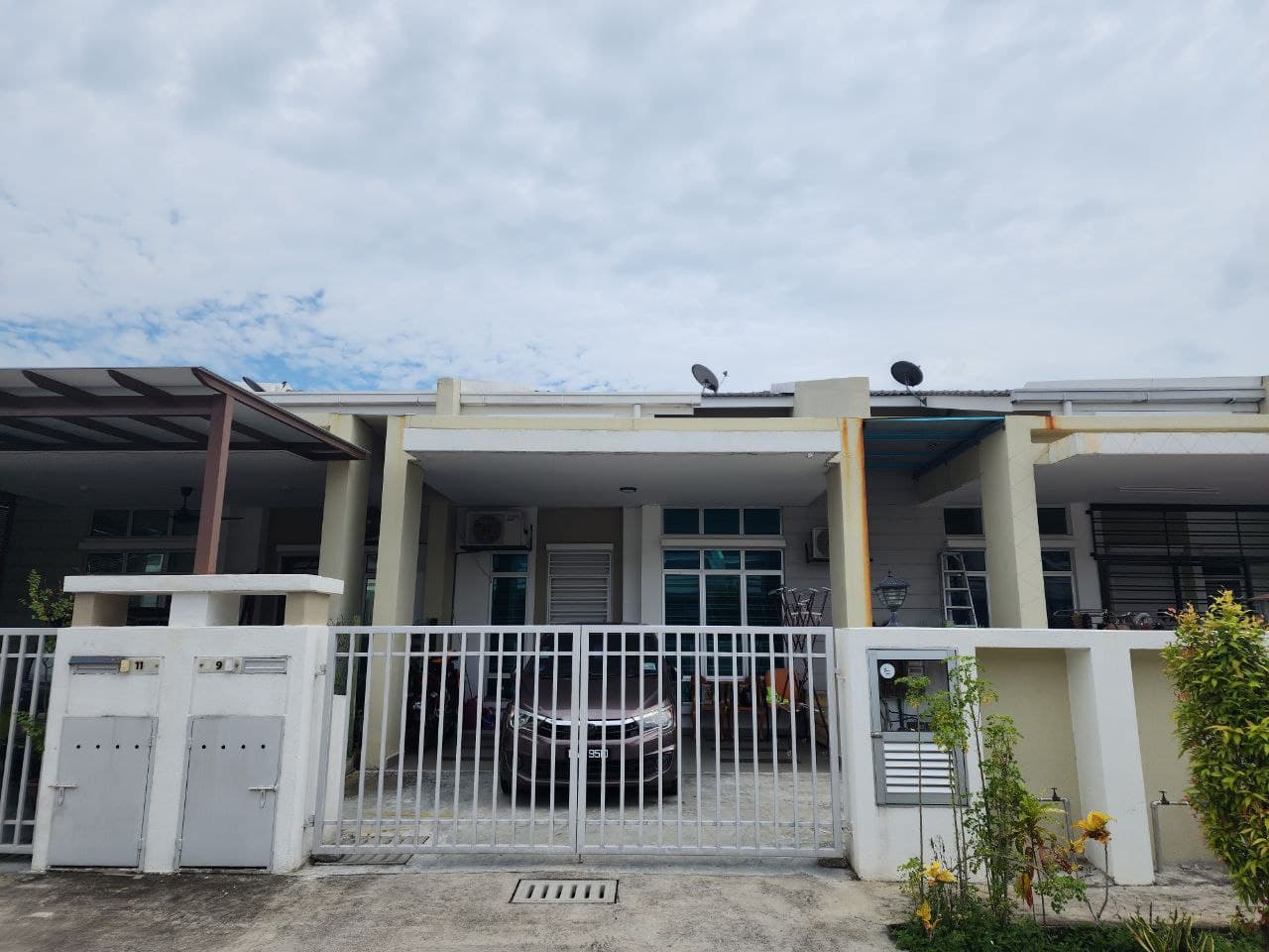 Single Storey House in Taman Wira Permai 4, Seksyen 30, Shah Alam - Image 1
