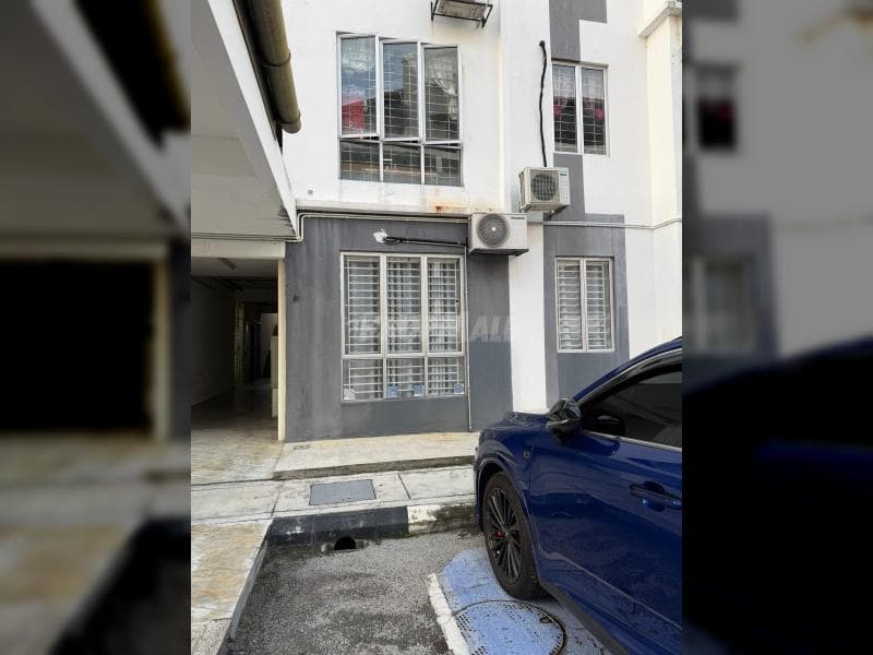Orchis Apartment, Bandar Parklands, Klang - Image 1
