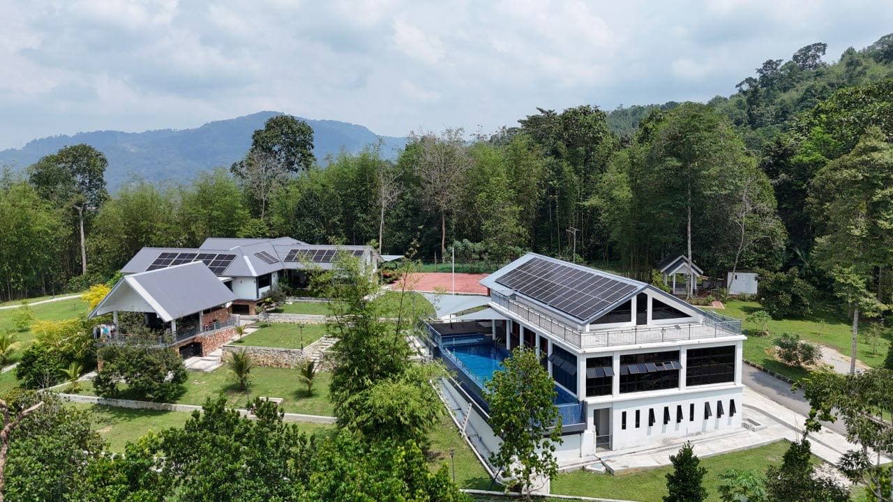 Private Property Hill Top in Hulu Langat, Selangor - Image 1