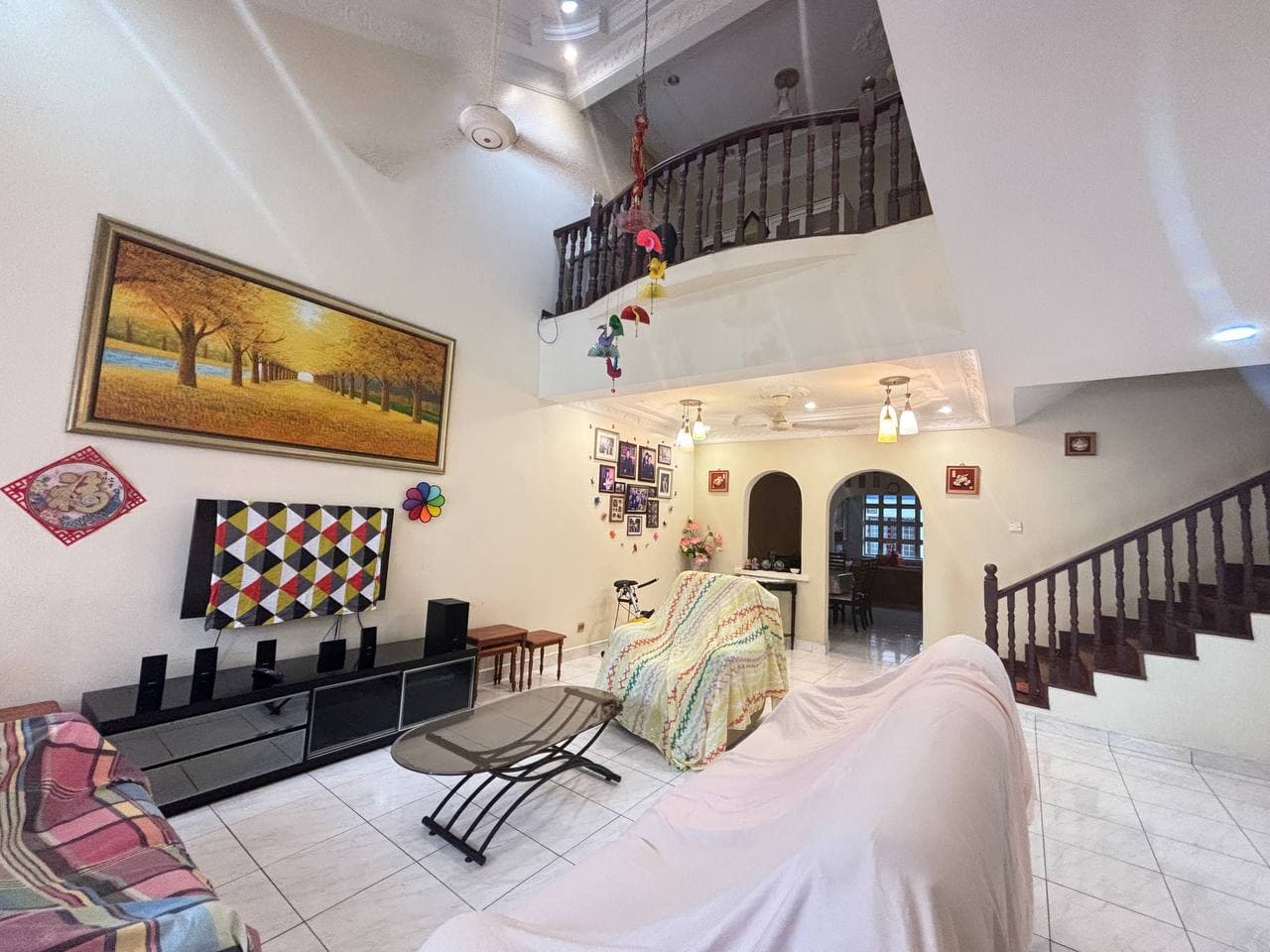 2.5 Storey Renovated Extended Well Kept House in Seksyen 7, Shah Alam - Image 1
