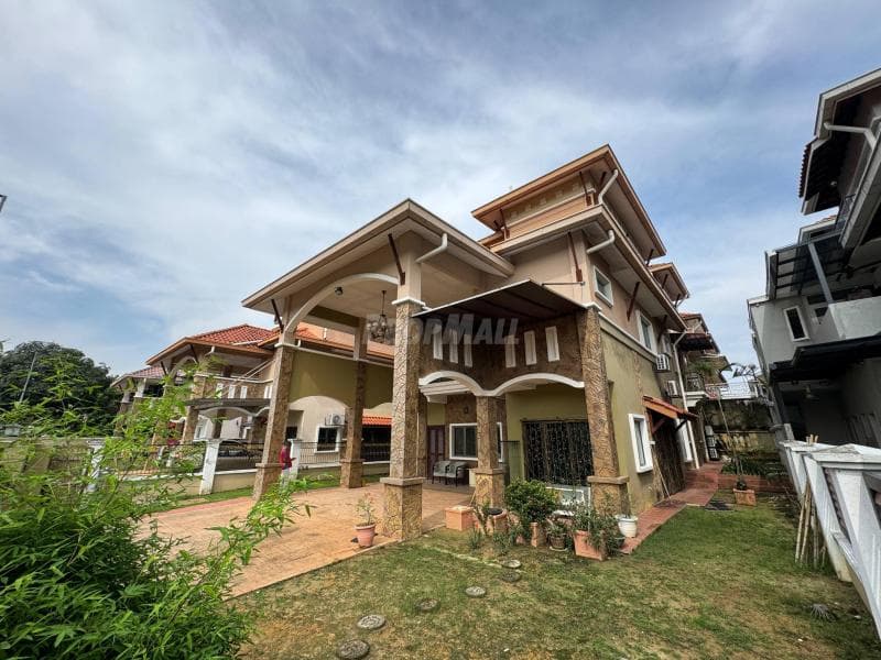 3 Storey Bungalow Sri Ampang Mas Taman Dagang Ampang - Image 1
