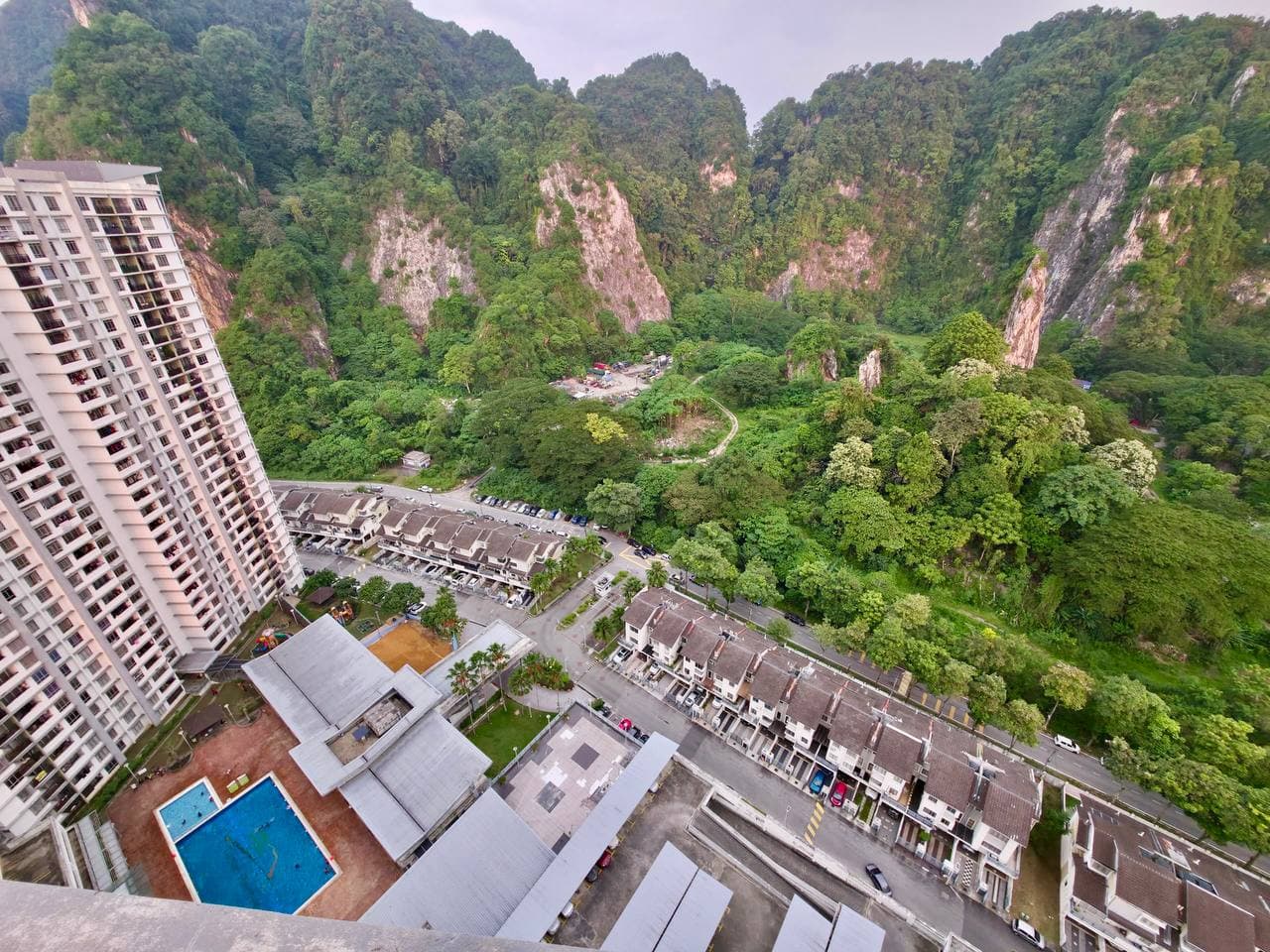 Semarak Taman Raintree, Batu Caves Apartment - Image 1
